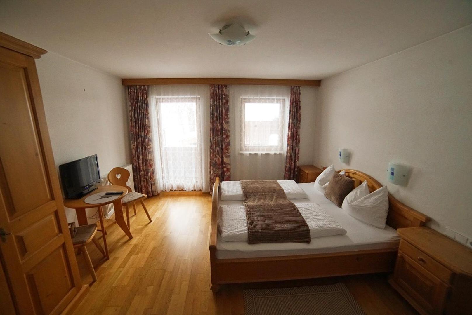 Oberstockachhof Apartment ชเวนเดา ภายนอก รูปภาพ